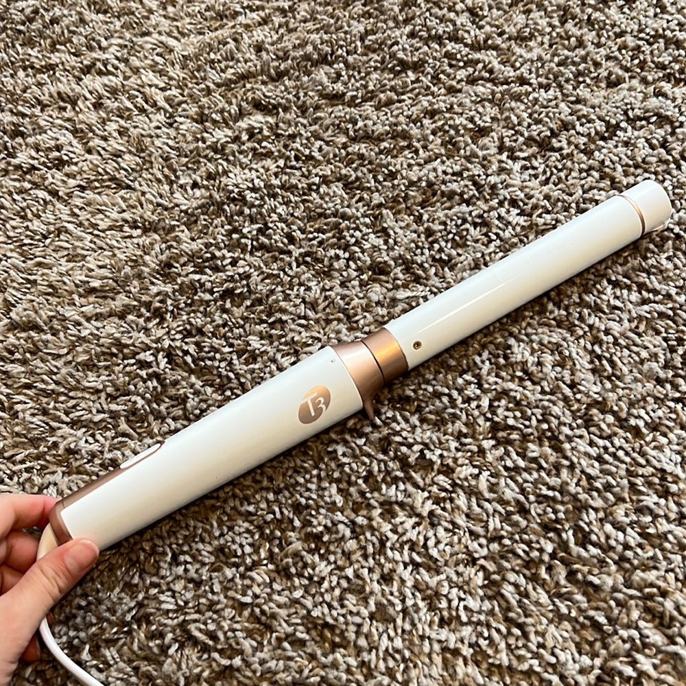 T3 hair wand with 1in removal barrel